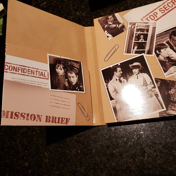 Get Smart dvd set. - Picture 9 of 10